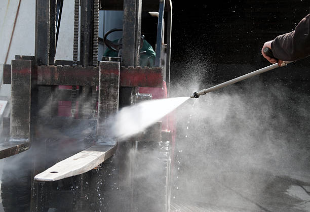 Best Driveway Pressure Washing  in North Highlands, CA